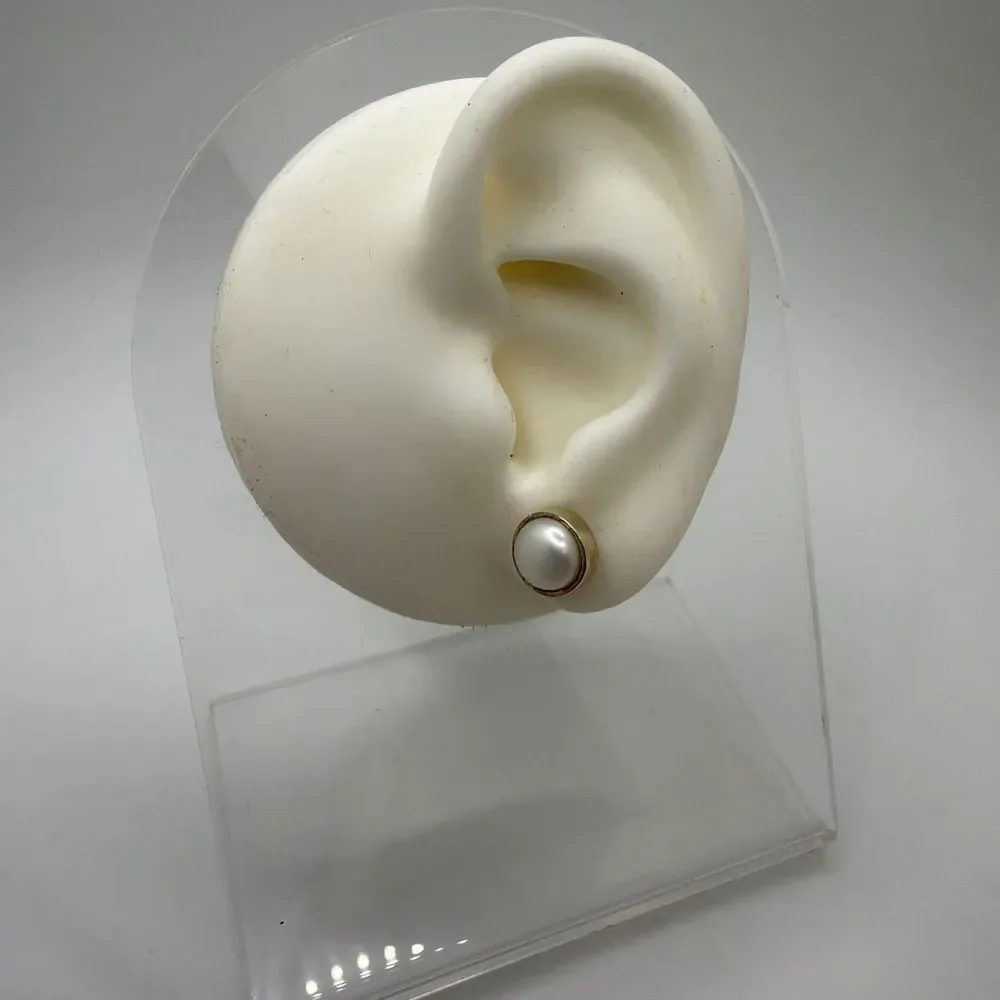 Sterling Silver, 7mm‎ genuine pearl stud earrings!